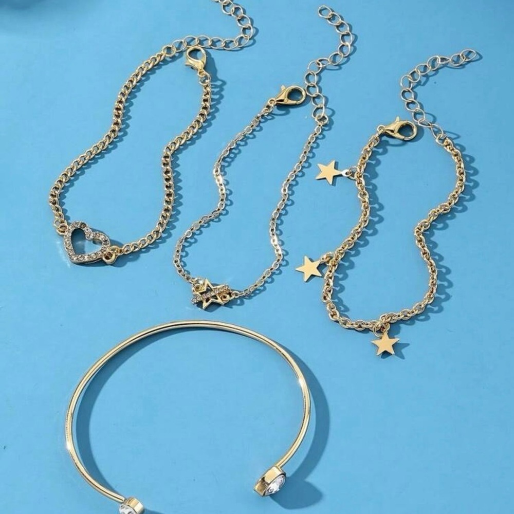 Set of 4 Golden Bracelets with Heart and Stars - Crystals - Picture 3 of 5